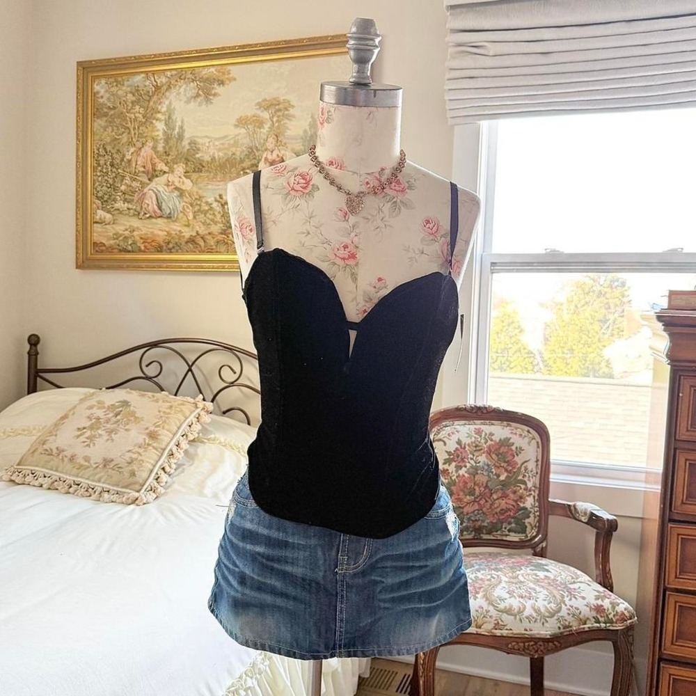black velvet top  Spirit top‎ size medium